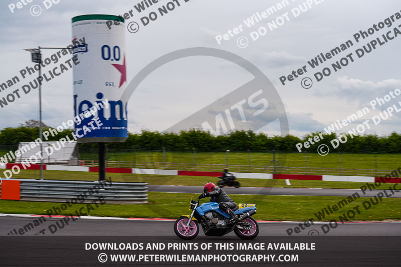 donington no limits trackday;donington park photographs;donington trackday photographs;no limits trackdays;peter wileman photography;trackday digital images;trackday photos